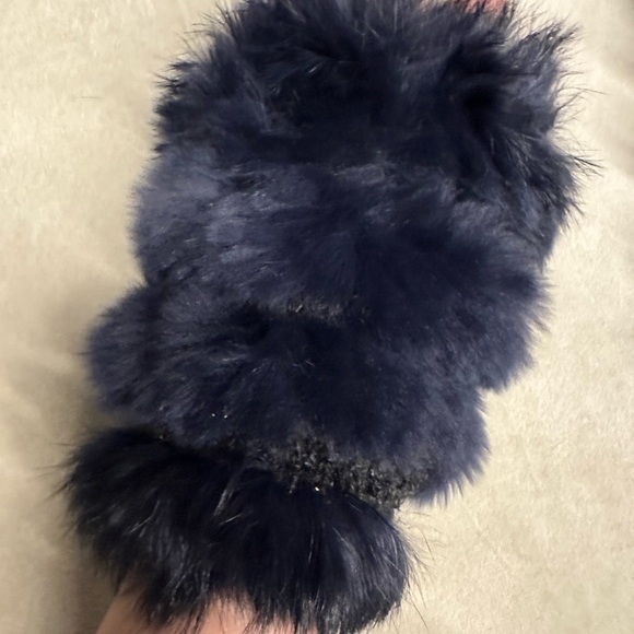 Dark Blue Rabbit Fur Cuffs Wrist Warmer Wristband - Picture 4 of 4
